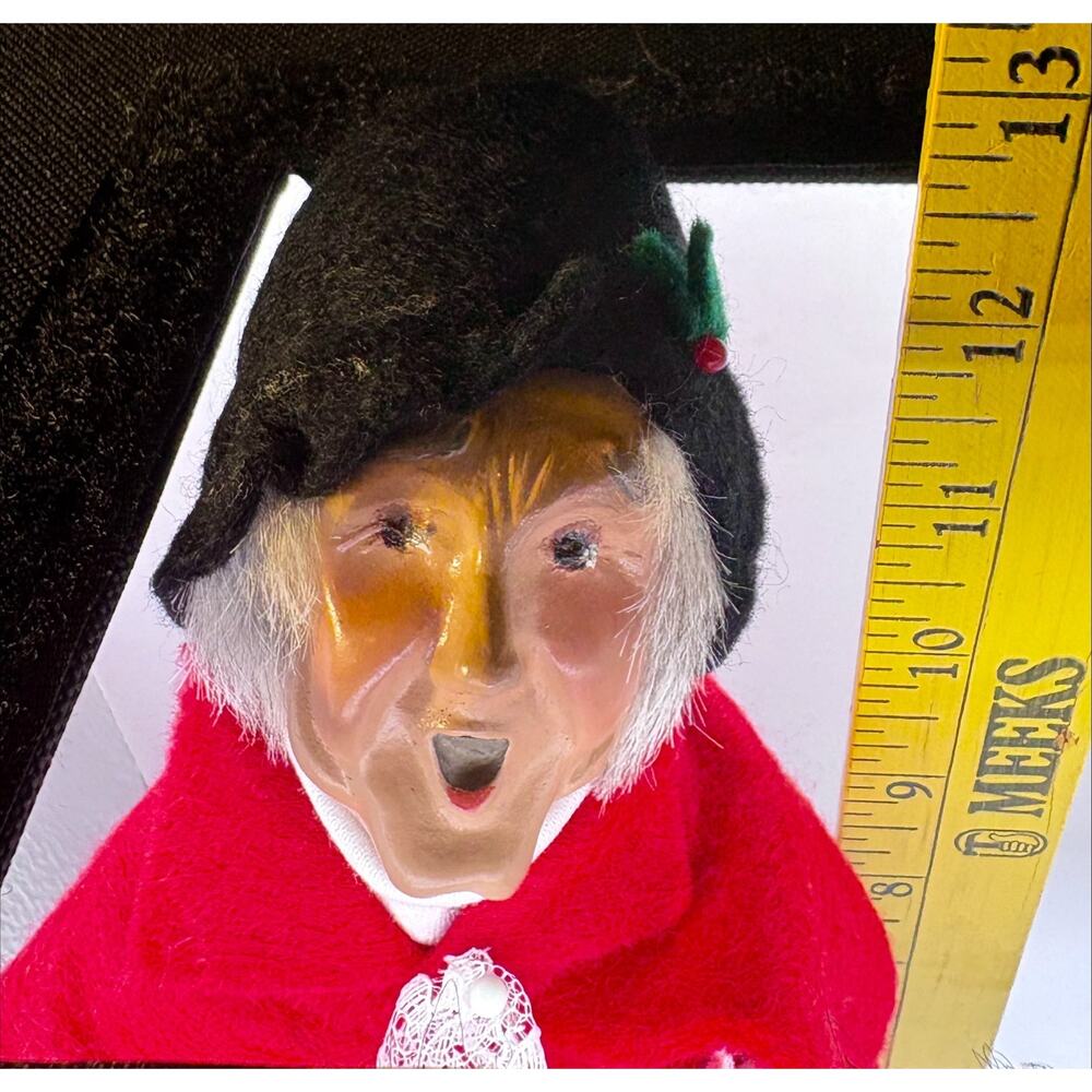 Byers Choice The Carolers Grandfather In Red 126R #36 of 100 Signed & Dated 1996 - Picture 9 of 10
